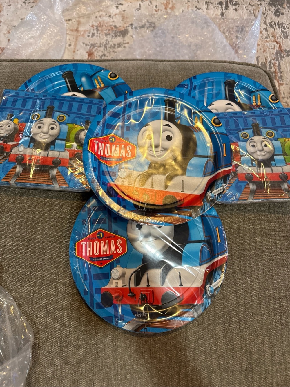 Thomas & Friends Bright Blue Kids Party Paper Plates - Character Design - Picture 4 of 5